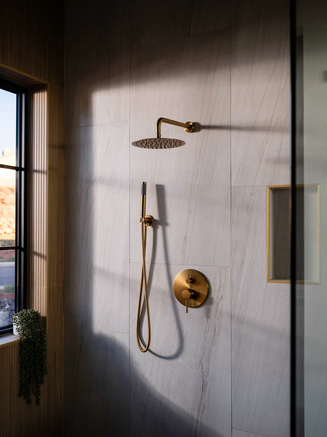 Dune View — shower detail